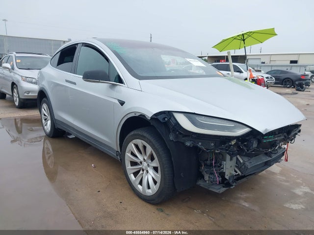 45554960 :رقم المزاد ، 5YJXCDE21HF078372 vin ، 2017 Tesla Model X 100d/75d/90d مزاد بيع