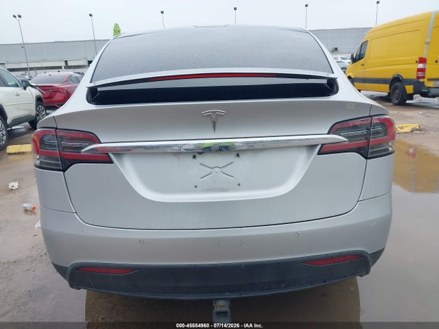 45554960 :رقم المزاد ، 5YJXCDE21HF078372 vin ، 2017 Tesla Model X 100d/75d/90d مزاد بيع