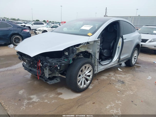 45554960 :رقم المزاد ، 5YJXCDE21HF078372 vin ، 2017 Tesla Model X 100d/75d/90d مزاد بيع