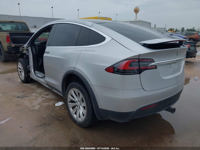 45554960 :رقم المزاد ، 5YJXCDE21HF078372 vin ، 2017 Tesla Model X 100d/75d/90d مزاد بيع
