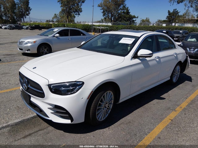 Mercedes-Benz E 350 2021 W1KZF8DB3MA995170 Image 2