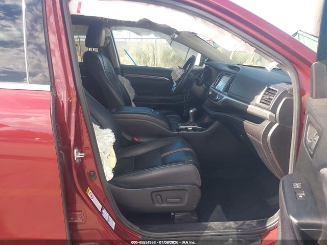 Auction sale of the 2017 Toyota Highlander Se, vin: 5TDJZRFH3HS359699, lot number: 45554968