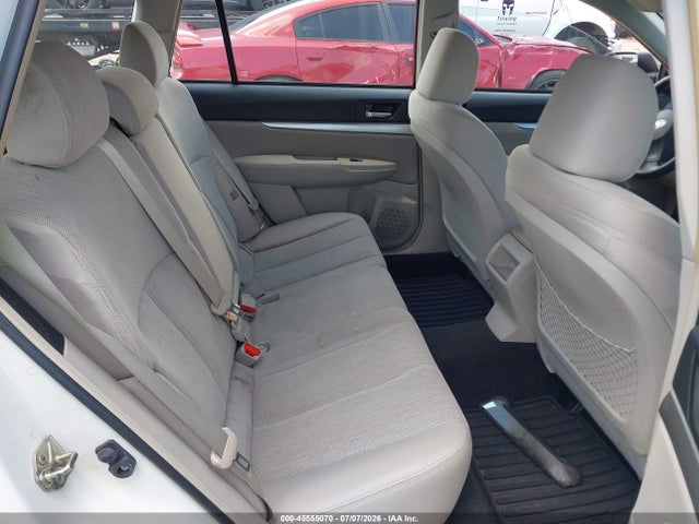 2014 Subaru Outback 2.5i მანქანა იყიდება აუქციონზე, vin: 4S4BRBAC2E3246021, აუქციონის ნომერი: 45555070