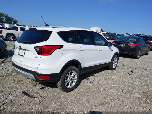 Ford ESCAPE SE 2019 1FMCU0GD9KUA89018 Image 4
