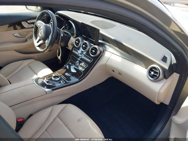 2019 Mercedes-benz C 300 4matic მანქანა იყიდება აუქციონზე, vin: 55SWF8EB8KU291058, აუქციონის ნომერი: 45555167
