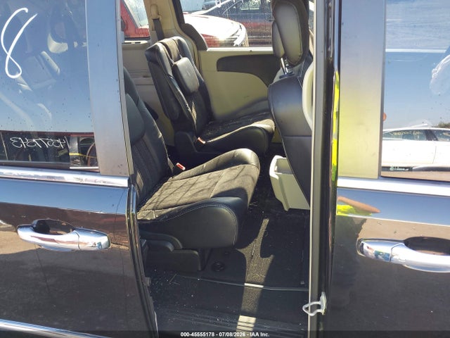 Продаж на аукціоні авто 2014 Chrysler Town & Country Touring-l 30th Anniversary, vin: 2C4RC1CG4ER364822, номер лоту: 45555178