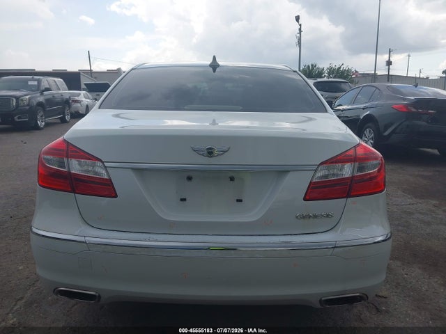 2013 Hyundai Genesis 3.8 მანქანა იყიდება აუქციონზე, vin: KMHGC4DD5DU235076, აუქციონის ნომერი: 45555183