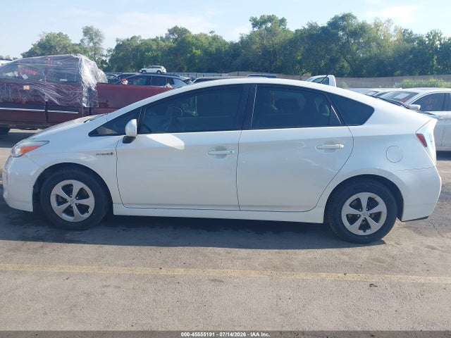 JTDKN3DU8F0396695 Toyota Prius Two