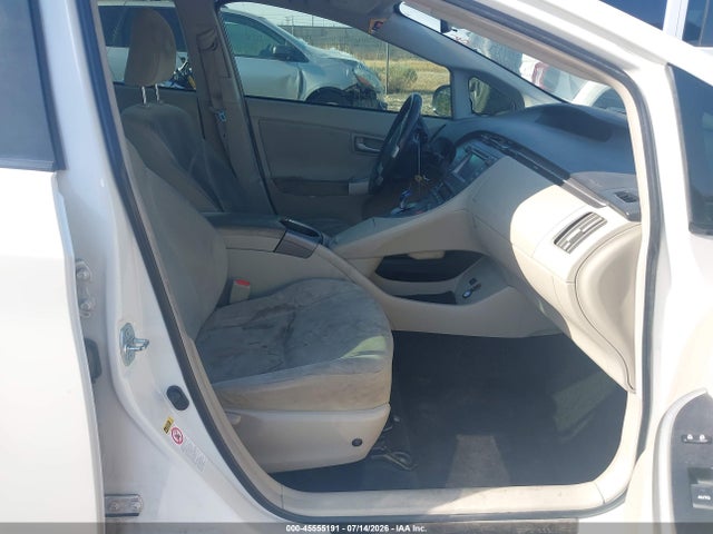 JTDKN3DU8F0396695 Toyota Prius Two