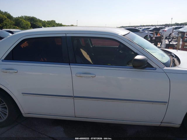 Продаж на аукціоні авто 2008 Chrysler 300 Lx, vin: 2C3KA43R38H191299, номер лоту: 45555222