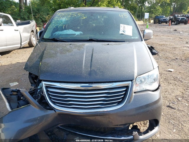 Продажа на аукционе авто 2016 Chrysler Town & Country Touring-l Anniversary Edition, vin: 2C4RC1CG7GR222791, номер лота: 45555263
