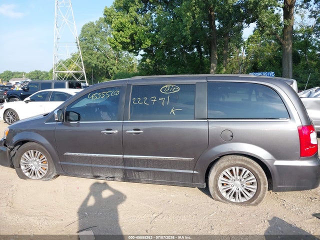 Продажа на аукционе авто 2016 Chrysler Town & Country Touring-l Anniversary Edition, vin: 2C4RC1CG7GR222791, номер лота: 45555263