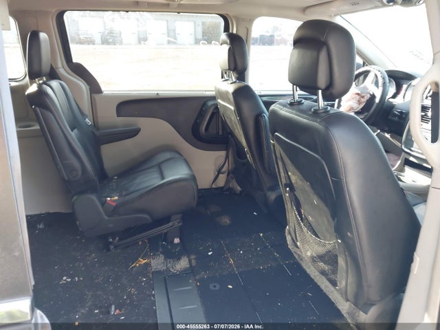 Продажа на аукционе авто 2016 Chrysler Town & Country Touring-l Anniversary Edition, vin: 2C4RC1CG7GR222791, номер лота: 45555263