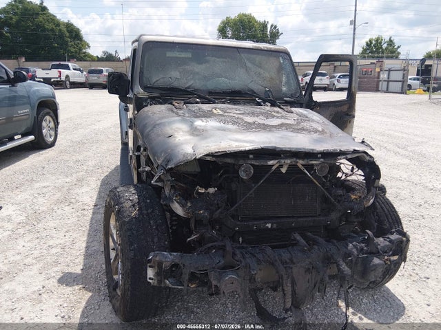 Auction sale of the 2020 Jeep Wrangler Unlimited Sahara 4x4, vin: 1C4HJXEN3LW230257, lot number: 45555312