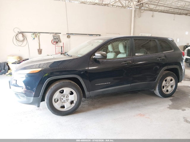1C4PJMAB8GW313906 Jeep Cherokee Sport
