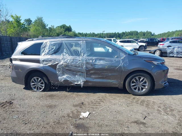 Toyota SIENNA XLE 2021 5TDYSKFC4MS037663 Image 13