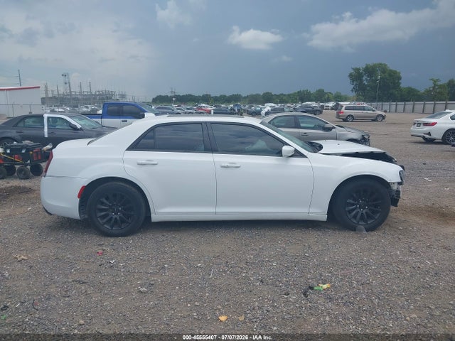 Продаж на аукціоні авто 2017 Chrysler 300 Limited, vin: 2C3CCAAG3HH661961, номер лоту: 45555407