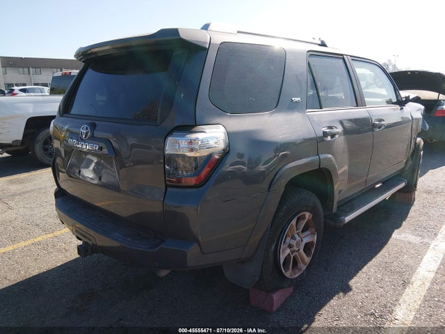 Toyota 4RUNNER SR5 2014 JTEBU5JRXE5181976 Image 4