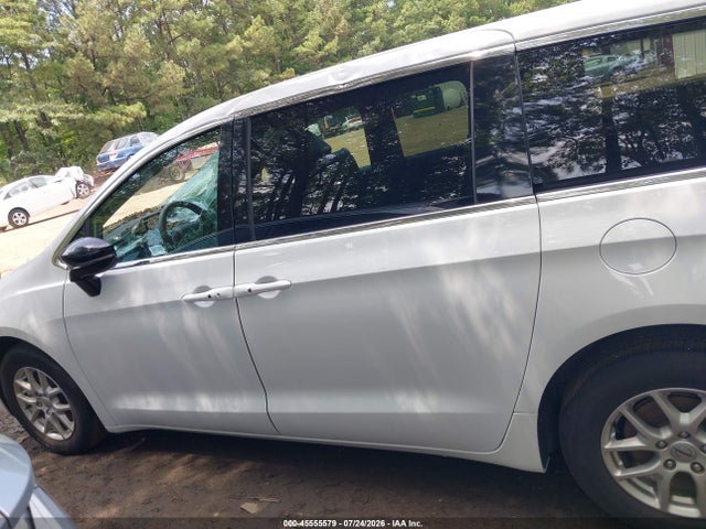 Продажа на аукционе авто 2025 Chrysler Pacifica Select, vin: 2C4RC1BG3SR518739, номер лота: 45555579