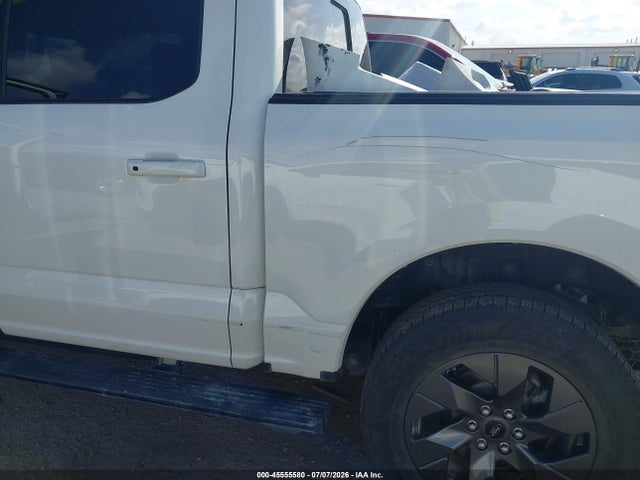 Продажа на аукционе авто 2023 Ford F-150 Lightning Lariat, vin: 1FT6W1EV2PWG57053, номер лота: 45555580