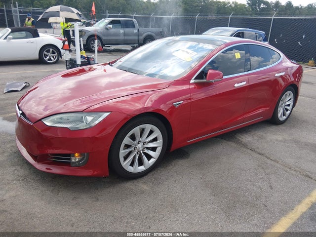 45555677 :رقم المزاد ، 5YJSA1E23GF132039 vin ، 2016 Tesla Model S 60d/70d/75d/85d/90d مزاد بيع
