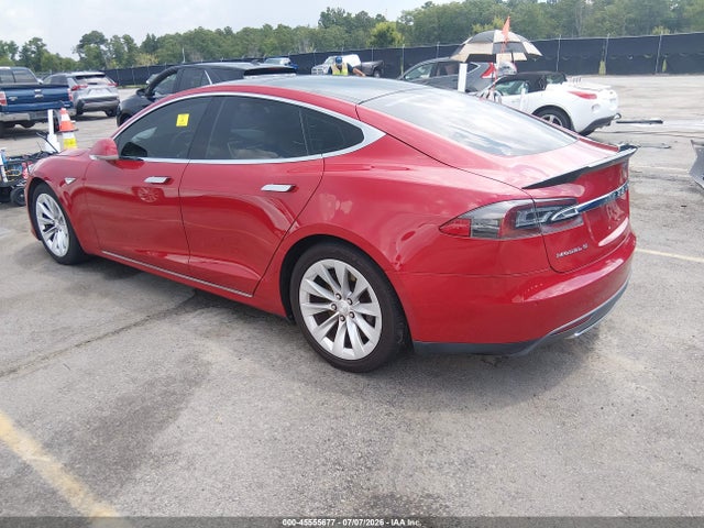 45555677 :رقم المزاد ، 5YJSA1E23GF132039 vin ، 2016 Tesla Model S 60d/70d/75d/85d/90d مزاد بيع