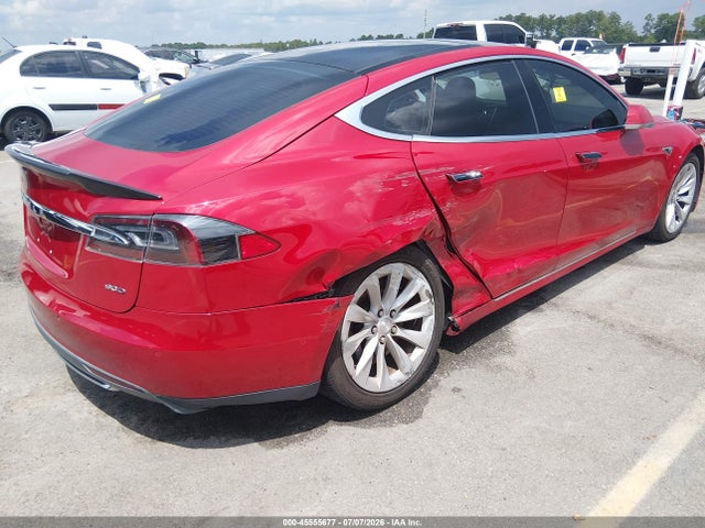 45555677 :رقم المزاد ، 5YJSA1E23GF132039 vin ، 2016 Tesla Model S 60d/70d/75d/85d/90d مزاد بيع