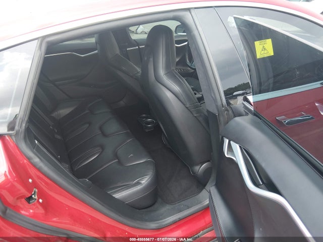 45555677 :رقم المزاد ، 5YJSA1E23GF132039 vin ، 2016 Tesla Model S 60d/70d/75d/85d/90d مزاد بيع