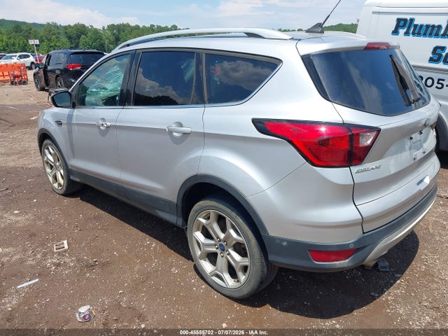 Продажа на аукционе авто 2019 Ford Escape Titanium, vin: 1FMCU0J94KUC31800, номер лота: 45555702