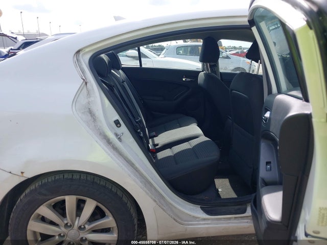 Aukcja sprzedaży 2015 Kia Forte Lx, vin: KNAFX4A62F5257752, numer aukcji: 45555708