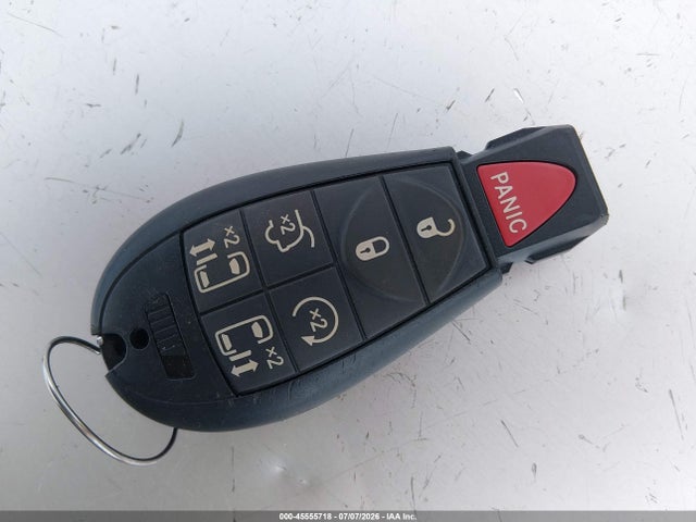 Продажа на аукционе авто 2016 Chrysler Town & Country Touring-l, vin: 2C4RC1CG6GR247438, номер лота: 45555718