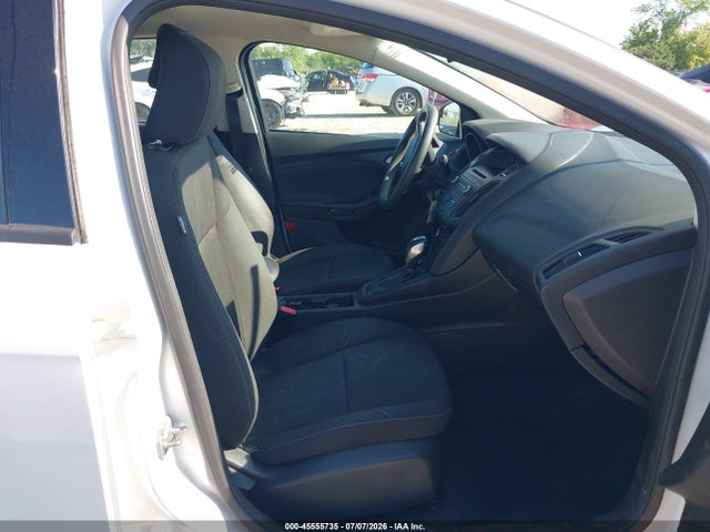45555735 :رقم المزاد ، 1FADP3F20GL298054 vin ، 2016 Ford Focus Se مزاد بيع