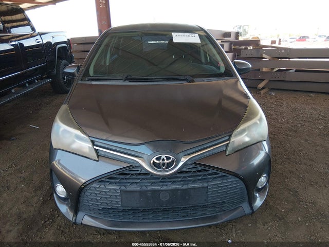 VNKKTUD30FA039497 Toyota Yaris Se