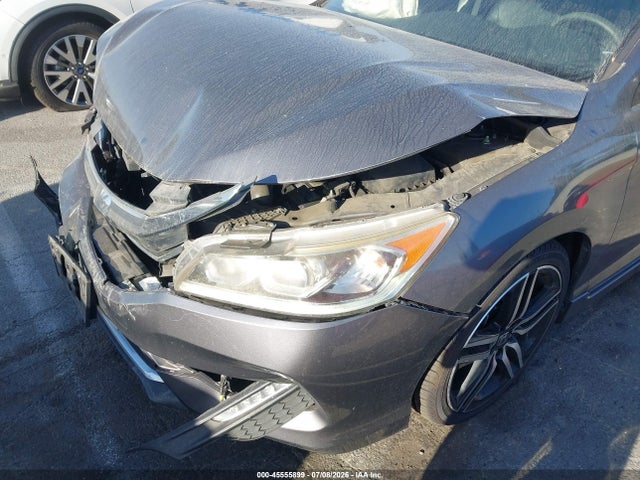 1HGCR2F1XHA011299 Honda Accord Sport Se