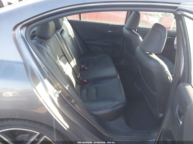1HGCR2F1XHA011299 Honda Accord Sport Se
