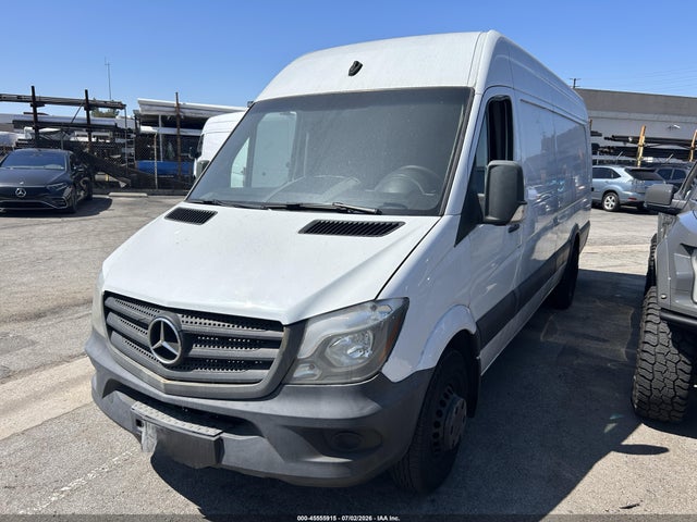 45555915 :رقم المزاد ، WD3PF4CC4JP633002 vin ، 2018 Mercedes-benz Sprinter 3500xd High Roof V6 مزاد بيع