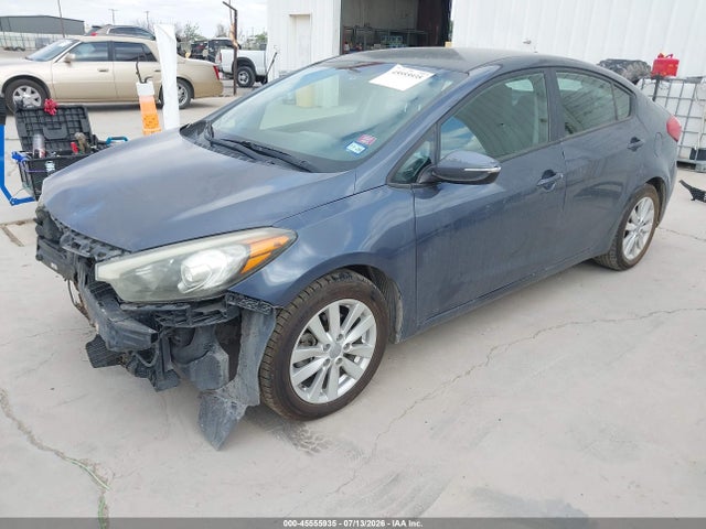 KIA FORTE LX 2016 KNAFX4A6XG5541440 Image 2