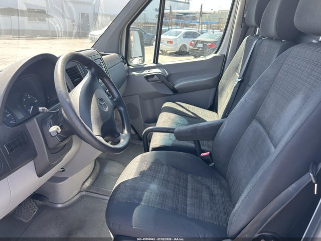 45555943 :رقم المزاد ، WD3PE8CCXFP129443 vin ، 2015 Mercedes-benz Sprinter 2500 High Roof مزاد بيع