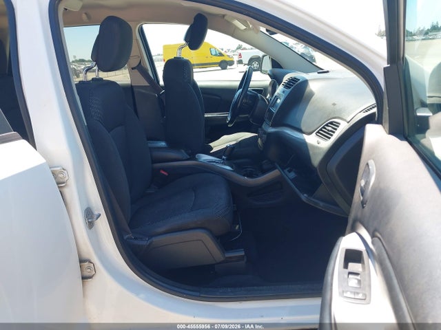 3C4PDCAB5HT608261 Dodge JOURNEY SE