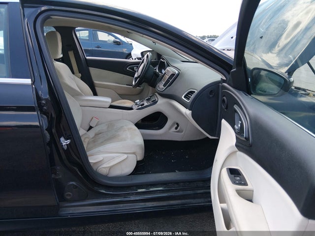 Продажа на аукционе авто 2015 Chrysler 200 Limited, vin: 1C3CCCAB5FN732405, номер лота: 45555994