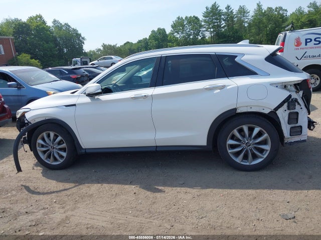 2021 Infiniti Qx50 Essential Awd მანქანა იყიდება აუქციონზე, vin: 3PCAJ5CB8MF108112, აუქციონის ნომერი: 45556008