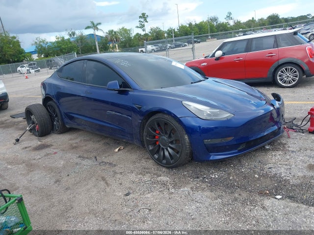 Tesla Model 3 Performance Dual Motor All-wheel Drive 2022 5YJ3E1EC7NF329701 главное изображение