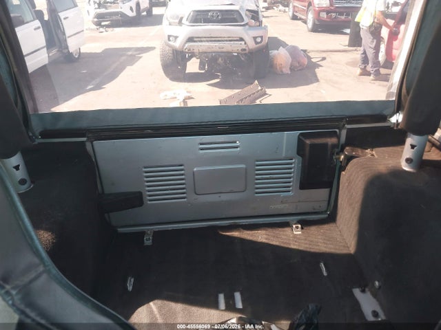 45556069 :رقم المزاد ، 1J4FA69S65P315831 vin ، 2005 Jeep Wrangler Rubicon مزاد بيع