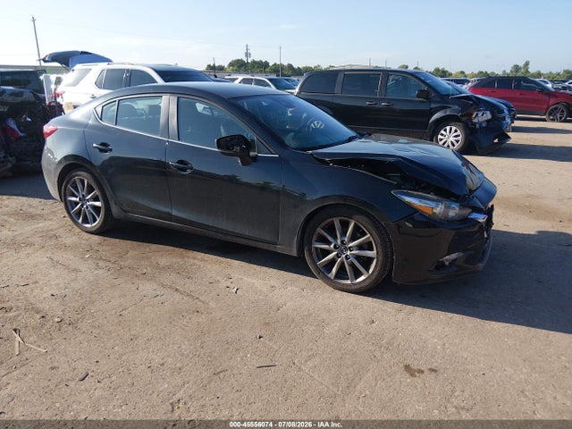 45556074 :رقم المزاد ، 3MZBN1V30JM173287 vin ، 2018 Mazda Mazda3 Touring مزاد بيع