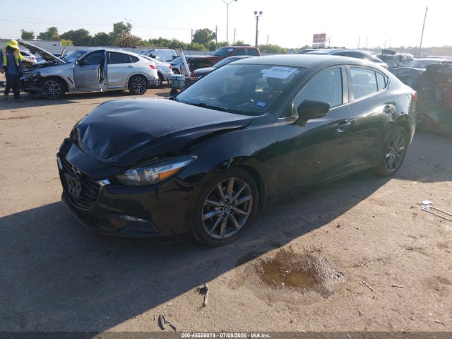 45556074 :رقم المزاد ، 3MZBN1V30JM173287 vin ، 2018 Mazda Mazda3 Touring مزاد بيع