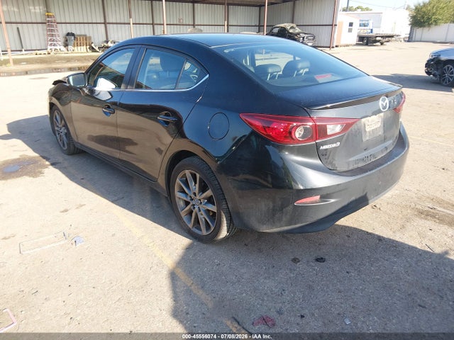 45556074 :رقم المزاد ، 3MZBN1V30JM173287 vin ، 2018 Mazda Mazda3 Touring مزاد بيع