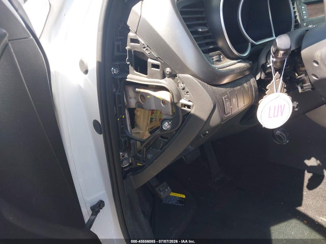 KIA Optima Lx 2015 KNAGM4A79F5663873 Image 13