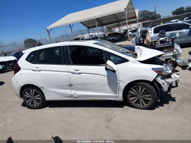 Honda FIT EX 2016 JHMGK5H72GS007987 Image 13