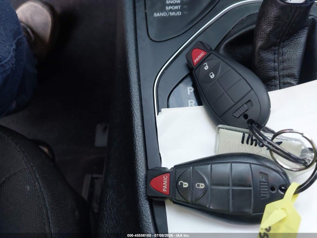 2019 Jeep Cherokee Latitude 4x4 მანქანა იყიდება აუქციონზე, vin: 1C4PJMCB3KD250411, აუქციონის ნომერი: 45556180