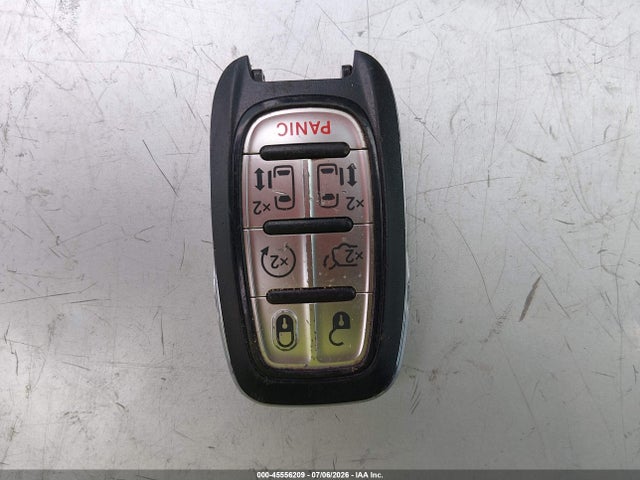 Chrysler Pacifica Limited 2019 2C4RC1GG0KR570239 Image 11